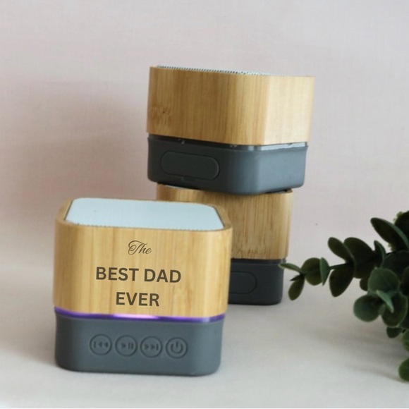 Mini Bamboo and Silicone Personalized Bluetooth Speakers. - Picture 2 of 4
